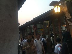 -茅老太臭豆腐