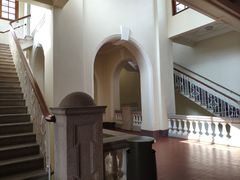 -香港大学