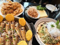 -五谷丰登农家院·地道胶东菜·海鲜烧烤(威海店)