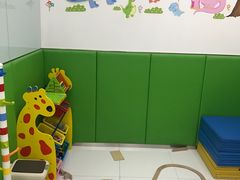 -岳辰齿科(浦东长泰店)