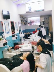 -黑奥秘脱发白发中心