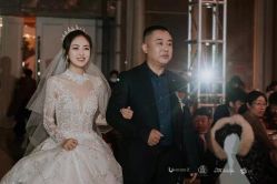 -Renee芮亦婚纱(原丽莎)