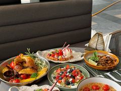 -Mogul Eatery·大亨餐酒馆