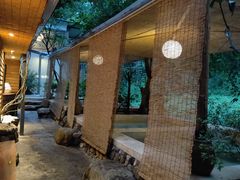 -乐领拈花溪·林涧食韵