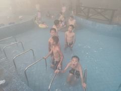 -金孔雀温泉旅游度假村
