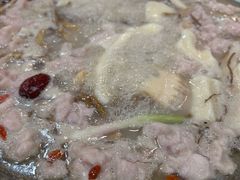 -老来福·非遗酸汤兔(凯旋路店)