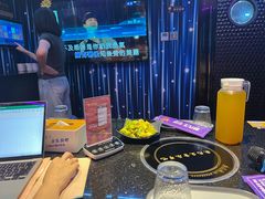 -最先生·烧烤·火锅·音乐聚会餐厅(大悦城店)