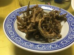 （冷）油炸小鱼-聚丰园.百年传承(五爱广场店)