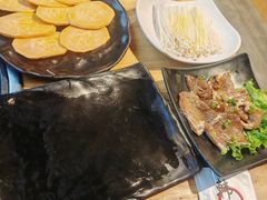 -韩呈黑牛家烤肉(太原街万达店)