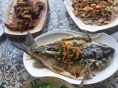 -溪畔如家土菜馆