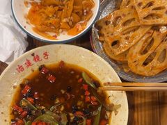 -冶建镜子·老南昌大排档·江西虾王(总店)