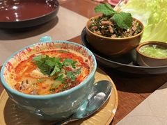 海鲜冬阴功汤-CHINCHIN 青青·泰国料理(万象食家店)