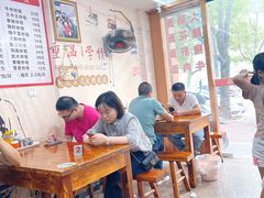 大堂-荣荣面馆(丹溪大道店)
