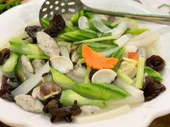 -绿雅居原生态农庄(小涌店)