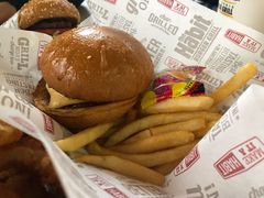 -The Habit Burger Grill 哈比特汉堡(复兴soho店)