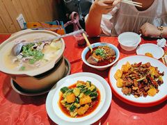 -冯烫烫跷脚牛肉·川菜小馆(武胜西街店)