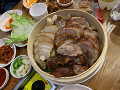 猪蹄-喇喇排骨火锅·传统韩式脊骨汤(望京西园总店)