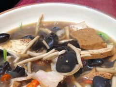 石锅豆腐-易老妈蹄花.特色川菜(人民公园总店)