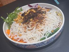 -桥边小楼·手工云南菜·古城观景小楼