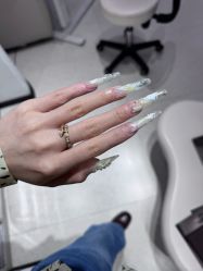 -魔丽卡·中国式美甲美睫