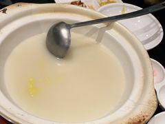 -皇城根·烤鸭·鱼头·家常菜(欧亚大观乐活城店)