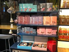零售区-霁月台现烤猪肉脯(万达茂店)