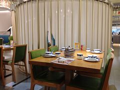-娜仁图雅蒙古美食村(33小镇店)