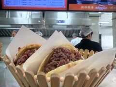 -闫家驴肉老店(华电一校店)