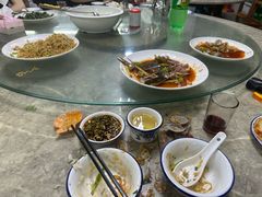 -四川小胡子海鲜(丁村万人海鲜广场店)