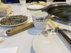 -哈尔滨烧烤·山河村铁锅炖(交大店)