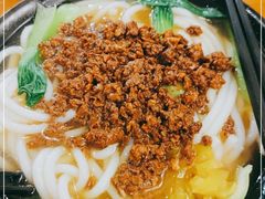 -丽虹云南过桥米线(兴工街店)