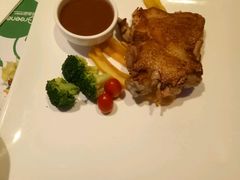 -绿茵阁(体育西分店)
