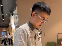 -海底捞火锅(新松江路生日主题店)
