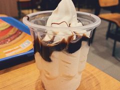 -汉堡王(EAC欧美中心店)