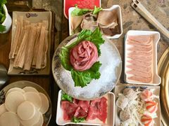 极品鲜毛肚-小龙坎老火锅(北京三里屯店)