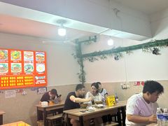 -老字号杨坡红油米线腊汁肉夹馍(东四道巷店)