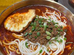 招牌传统麻辣面-聚合鑫东北熏酱熟食麻辣面(长阳店)