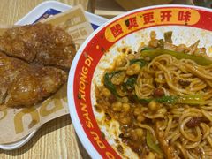 -魔都三兄弟酸辣粉·蘸卤炸串(虹桥万科店)