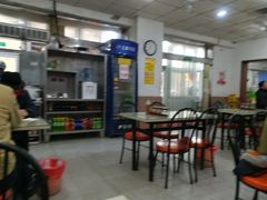 大堂-吉云馄饨(桑梓路店)