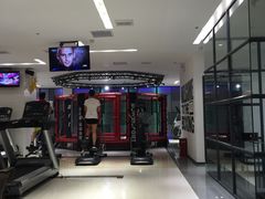 -诺伯曼·运动会馆(新梦店)