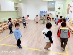 -黄浦乐烁龙鱼宝贝托育园(海潮路校区)