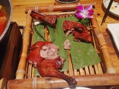 脆皮小刀鸭-老滇山寨•云南特色菜•地方菜•民族风情歌舞表演(金碧店)