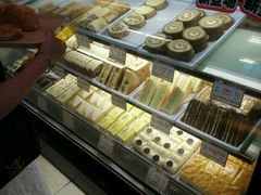 -蜂蝶来饼店(拱北总店)