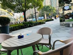 -Dough&Joe团憩(瑞虹天地月亮湾店)