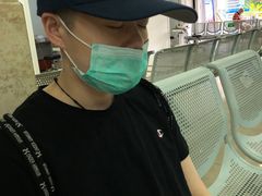 -上海大学附属上海和平眼科医院