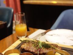 阿根廷原切谷饲肉眼大牛排-YUE·6·西式融合餐厅(外滩六号店)