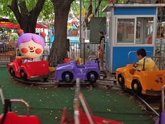 -顺德大良半月城游乐场