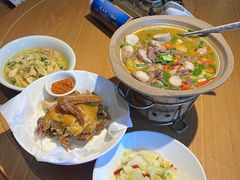 -头上红煨盐鸡·非遗院子餐厅