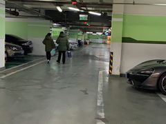 -北京apm·停车场