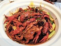-肥肥虾庄·金牌油焖大虾(汉街SKP店)